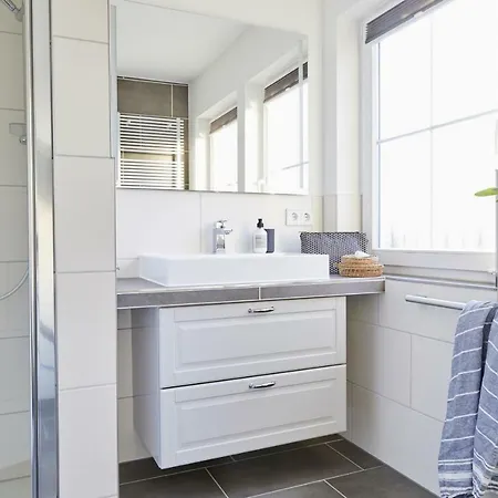 Schwedenglueck 公寓 *